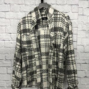 Vici Frayed Plaid Shacket - Ivory